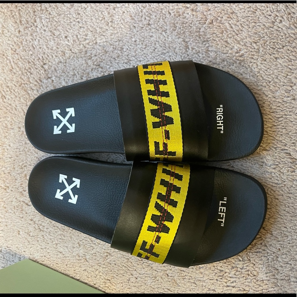 Men’s off white sandals